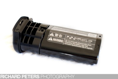 BL-3 with EN-EL4 battery BL-3 with EN-EL4 battery