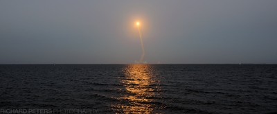 Light reflecting off the ocean Discovery lights up the ocean