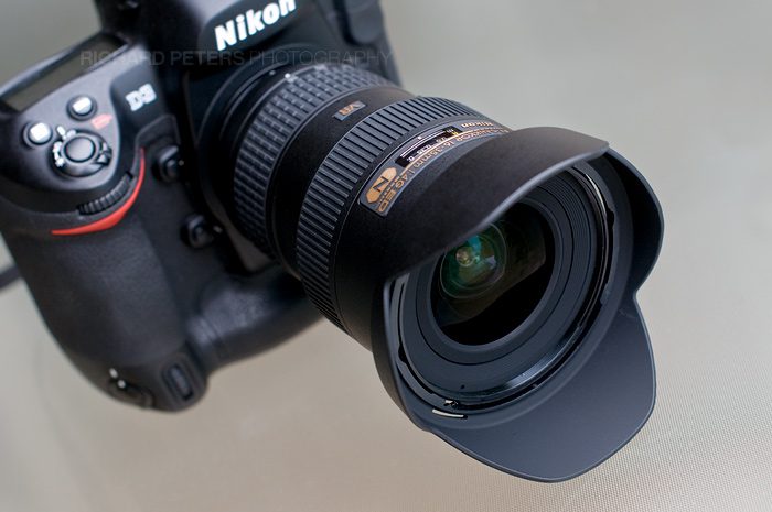 The 16-35 VR, a more modest front element The 16-35 VR, a more modest front element